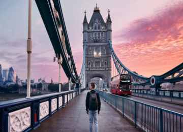 英国移民，什么是2025年十年永居最新政策？看懂如何分段计算离境天数