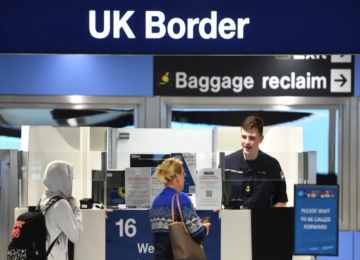 英国移民，为什么工签来到英国的获签率高达96%？
